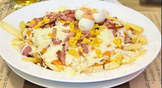 Salchipapa super paisa