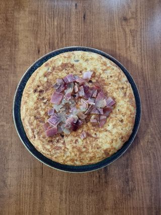 Tortilla con cebolla (26 Cm.)