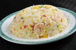 V31 - შემწვარი ბრინჯი კრევეტებით / 虾仁炒饭