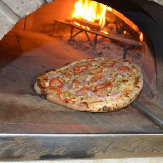 Pizza specială Ø 32cm