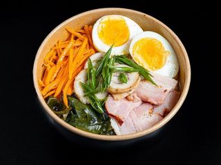 Рамен з курчам (470g)