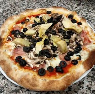 Pizze Capricciosa