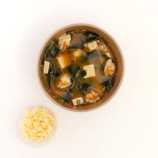 მისოს სუპი სამეფო კრევეტებით/Miso soup with king prawns