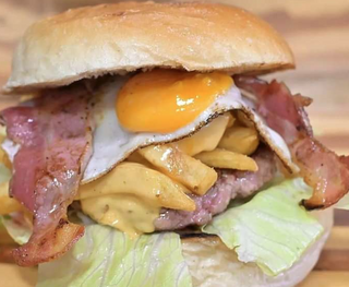 Gola profonda - hamburger