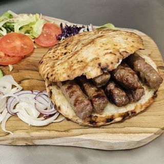 7 ćevapa u lepinji//7 cevapa in bun