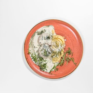 Zestaw klopsy drobiowe w sosie koperkowym