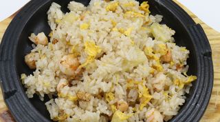 Riso akira alla piastra