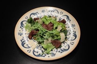 Теплий салат з яловичиною вирізкою (200г)