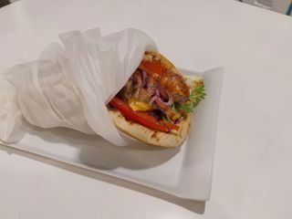 9. Souvlaki Pita De Cordero