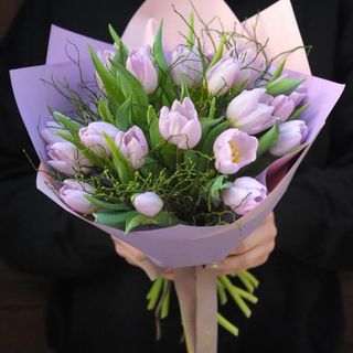 Buchet cu 21 lalele lila