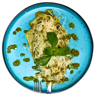 Paste cu pesto si parmezan