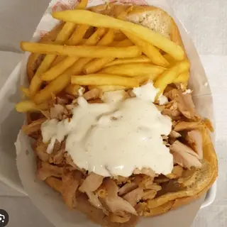 Kebab Con Patatas Y Carne Dentro