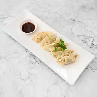 X8. Gyoza De Pollo(6 unidades)