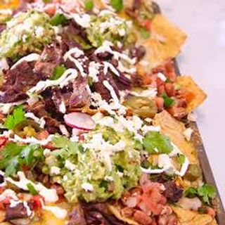 Menú nachos con carne