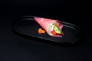 137 Temaki evo salmone