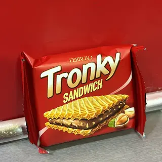 TRONKY SANDIWCH