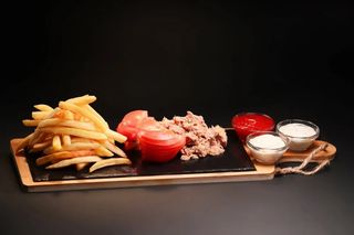 Cartofi prăjiți cu ton picant