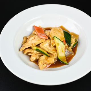 145 Pollo con verdure miste