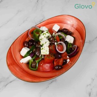 Гръцка с хлебче