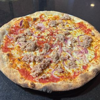 Pizza Tonno e Cipola  33 cm