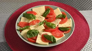 Caprese salata