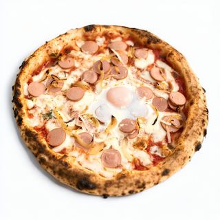 Pizza Frankfurt Con Huevo Y Cebolla