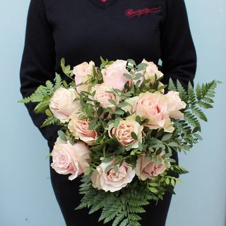 Ramo De Rosas Rosa (12 Rosas)