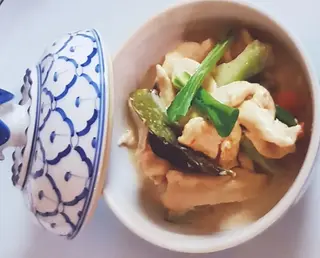 Pollo Al Curry Verde 