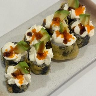 Tempura maki de salmón(8uds)