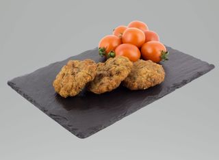 Три броя пържени кюфтета