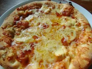 Pizza Quattro Formaggi Ø 32cm