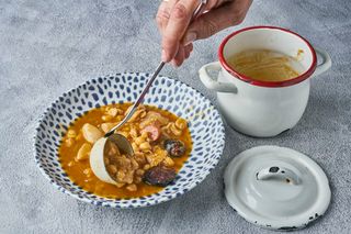 Callos con garbanzos