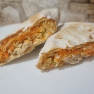 Курка,овочі,соус  200г.