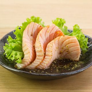 Sashimi sake flambè 6 pezzi