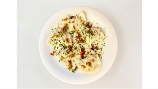 Pierogi z ziemniakami i serem 2.0 - truflowe aioli