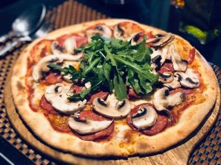 Pizza Pepperoni & Rucola