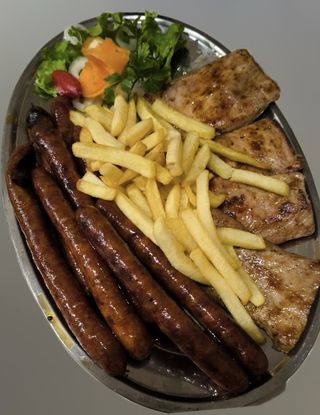 Domaća roštiljska kobasica