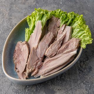 ხბოს ხორცი ცივად (250 გრ.)