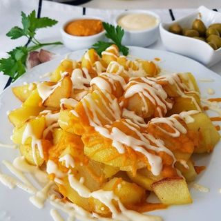 Tapa De Patatas Braviolis