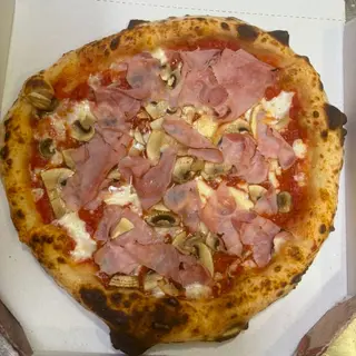Pizza regina