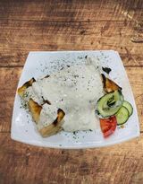 Maslenjak sa piletinom u pizza tijestu