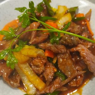 Ternera Con Salsa Picante