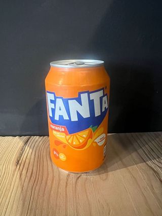 Fanta Naranja lata 330ml.