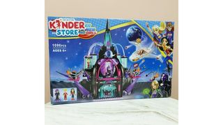 Лего Супергерои 1096 деталей