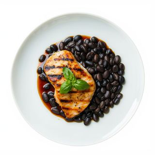 Pollo con salsa de judías negras