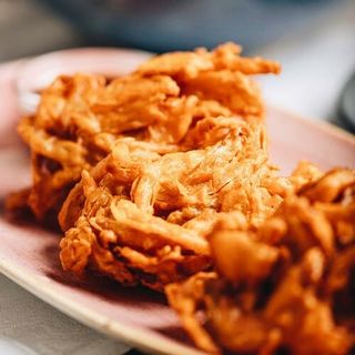 Onion bhaji