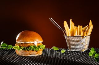 Meniu Crispy Burger.