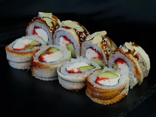 Philadelphia z Węgorzem i Awokado (8szt) (340g)