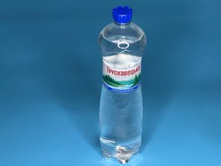 Вода мінеральна Трускавецька сильногазована 1.5 л ПЕТ