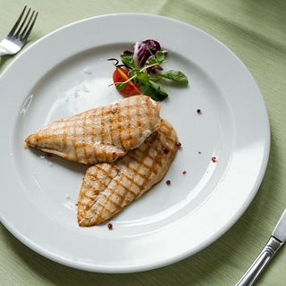 Piept de pui la gratar